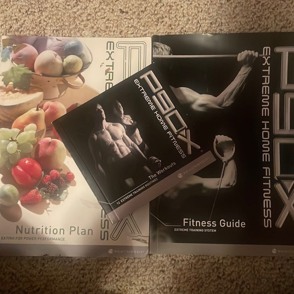 P90X Beach Body Dvd Set + Books